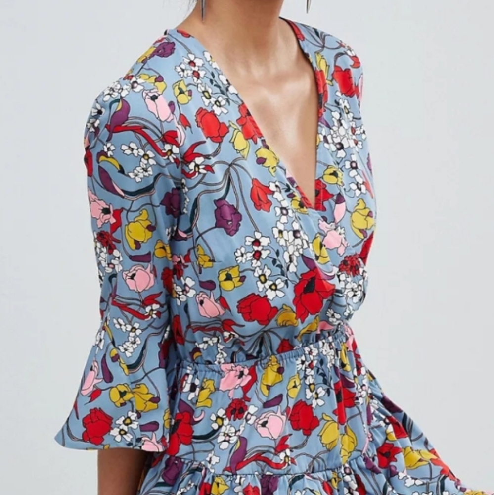 NWT Y.A.S Bold Floral Mini Wrap Dress
